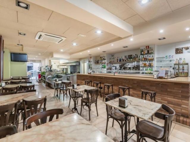 Local comercial en venta en L'Hospitalet de Llobregat, Santa Eulalia