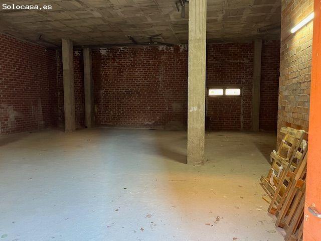 Local comercial en Venta en Llagostera, Girona
