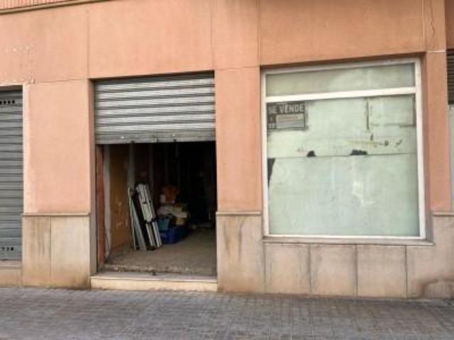 Local comercial en venta en Llíria, LLIRIA