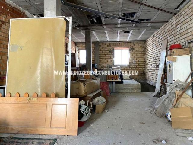 Local comercial en venta en Lucena, Calle Mediabarba, 14900