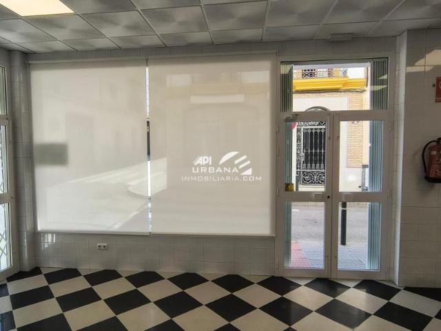 Local comercial en venta en Lucena, Calle Alhama, 14900