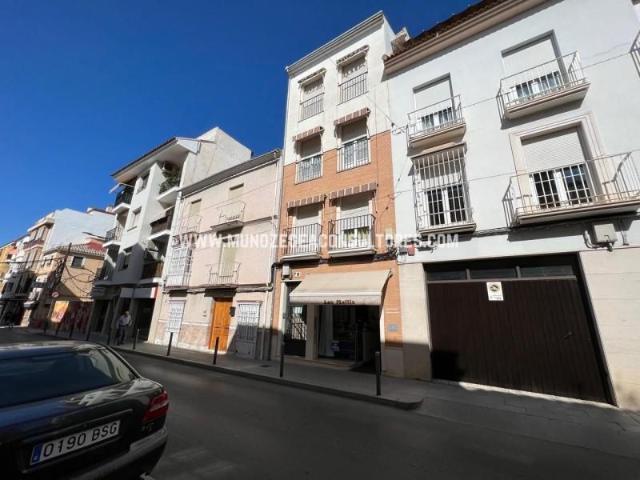 Local comercial en venta en Lucena, Calle el Peso, 14900
