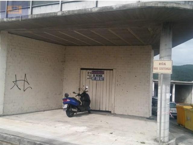 Local comercial en venta en Mondariz