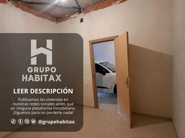 Local comercial en venta en Montcada i Reixac, de 77 m² 2 habitaciones por 90.000