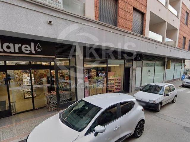 Local comercial en venta en Mora