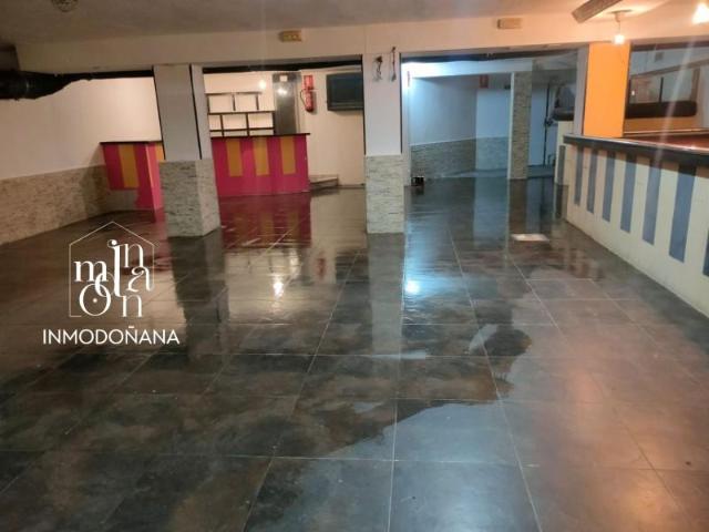 Local comercial en venta en Matalascañas, Centro