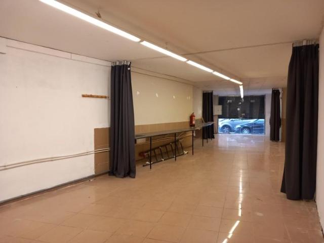 Local comercial en venta en Mataró, Cerdanyola