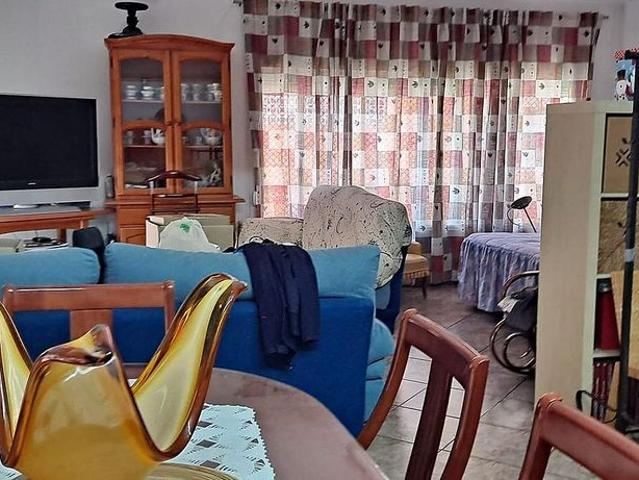 Local comercial en venta en Mataró, de 100 m² 1 habitación por 154.900