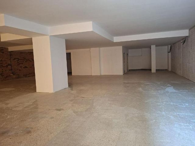 Local comercial en venta en Mataró, de 288 m² por 280.000