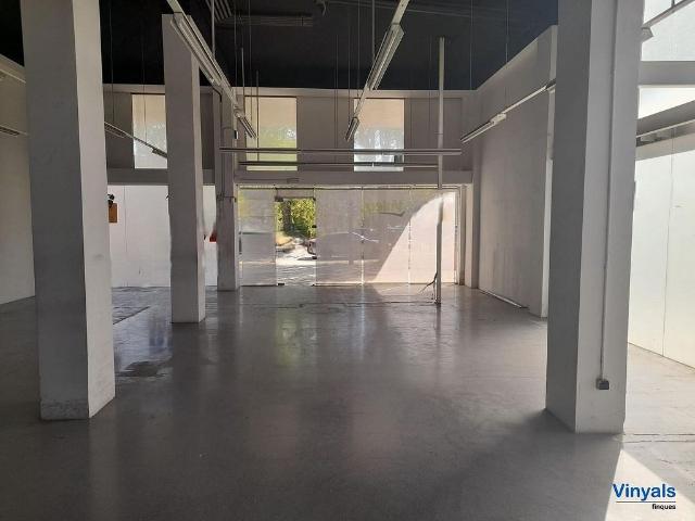 Local comercial en venta en Mataró, de 298 m² por 360.000