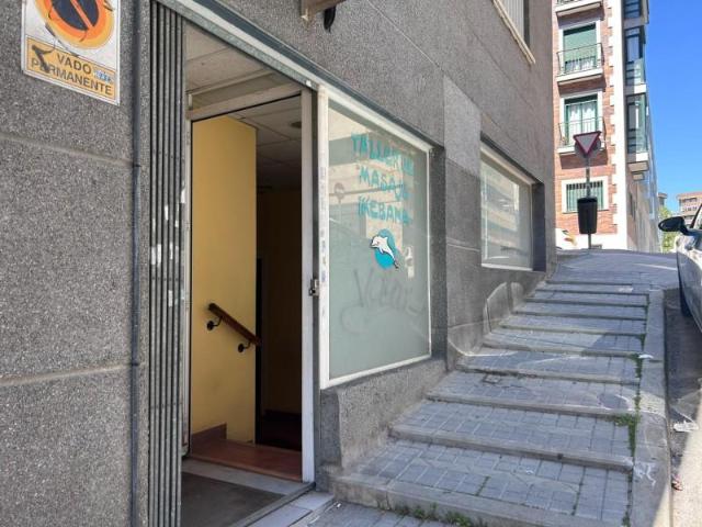 Local comercial en venta en Madrid, Adelfas