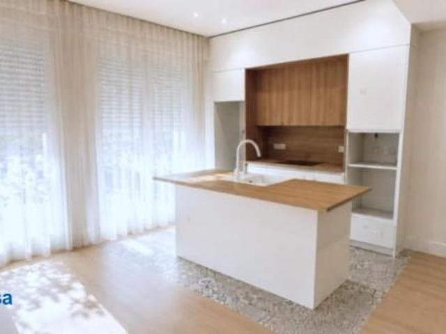 Local comercial en venta en Madrid, Comillas