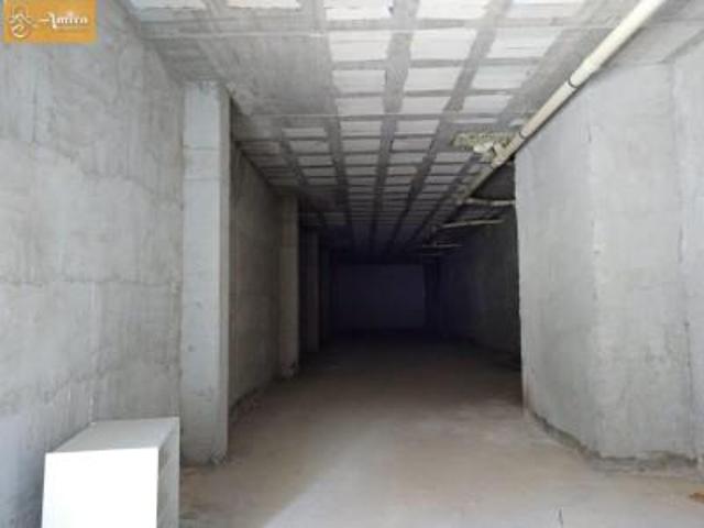 Local comercial en venta en Málaga, Cruz de Humilladero Paseo de los Tilos