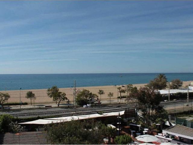 Local comercial en venta en Malgrat de Mar, de 960 m² por 750.000