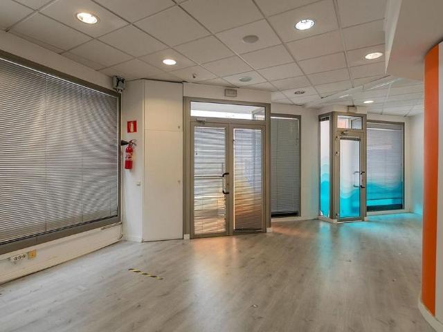 Local comercial en venta en Manresa, de 92 m² por 120.000