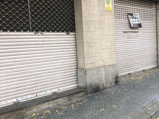 Local comercial en venta en Manresa, de 350 m² por 174.000