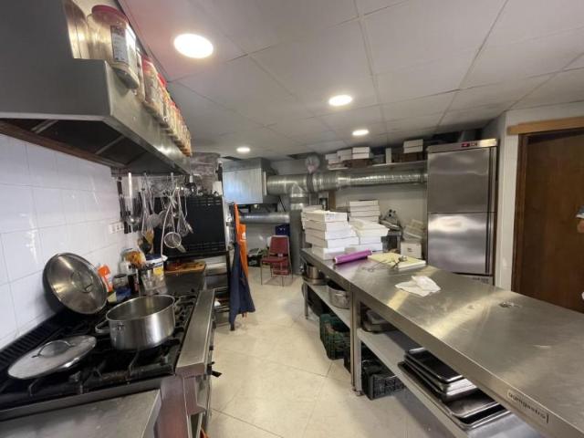 Local comercial en venta en Marbella, Nueva Andalucia