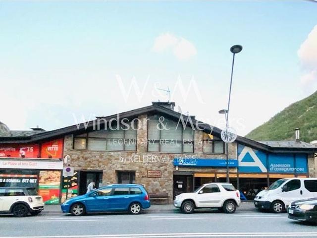 Local comercial en venta en avenida De Sant Antoni, La Massana, de 87 m² por 400.000