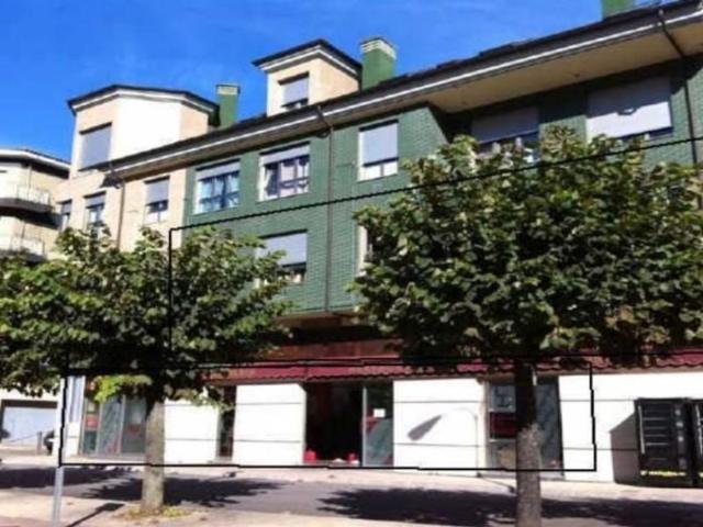 Local comercial en venta en Mieres, Caudal