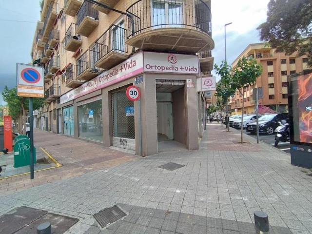 Local comercial en venta en Murcia, Barrio del Carmen