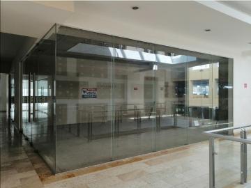 Local Comercial en venta en Sonata Puebla
