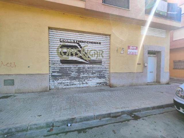 Local comercial en venta en Sagunto, 500 viviendas