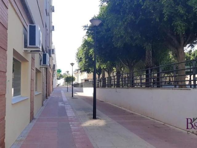 Local comercial en venta en San Fernando, Camposoto