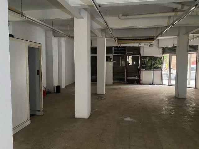 Local comercial en venta en Sant Andreu de la Barca, de 129 m² 1 habitación por 119.000