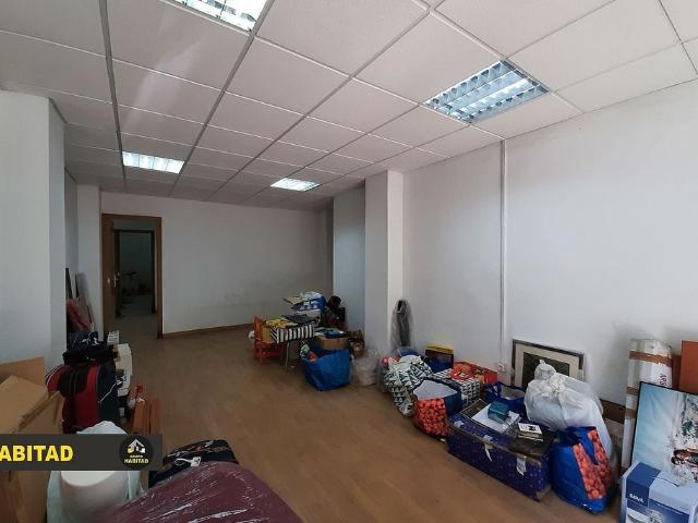 Local comercial en venta en Sant Boi de Llobregat, de 79 m² 1 habitación por 89.000