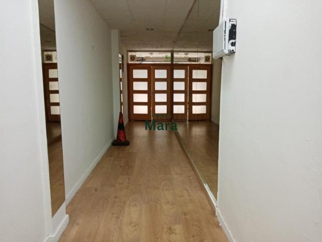 Local comercial en venta en Sant Boi de Llobregat, Vinyets