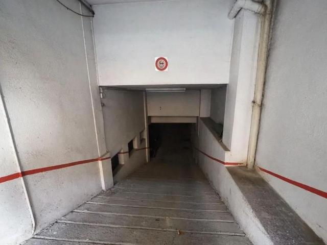 Local comercial en venta en Sant Cebrià de Vallalta, de 370 m² por 100.000
