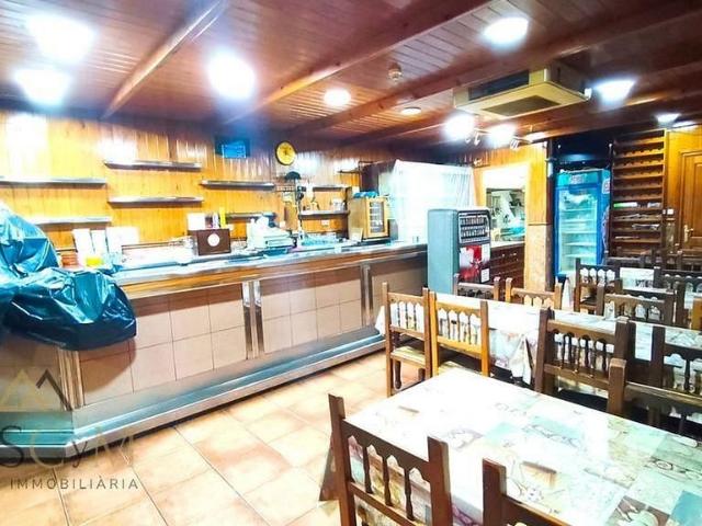 Local comercial en venta en Sant Joan Despí, de 74 m² por 175.000