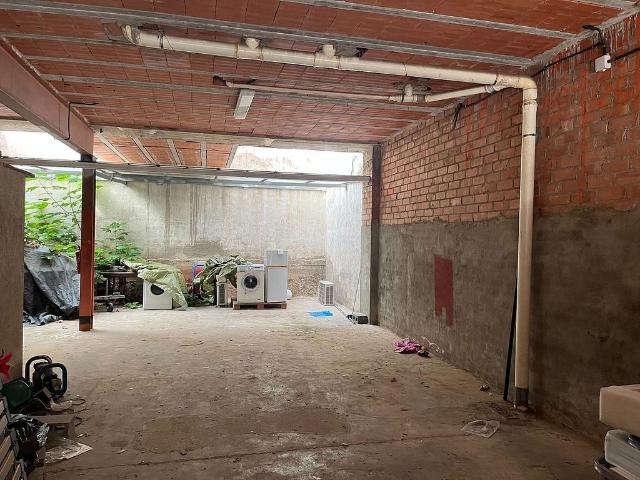 Local comercial en venta en calle Edisson, Sant Pere de Ribes, de 100 m² por 107.000