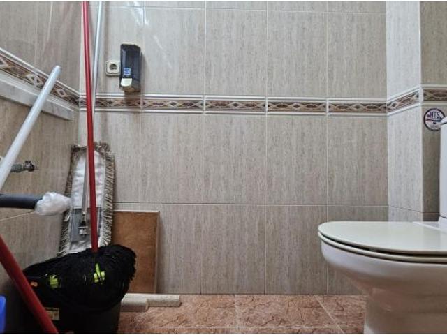 Local comercial en venta en Santo Domingo – 211 m2 – Avenida Oasis