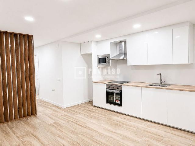 Local comercial en venta en Santa Coloma de Gramanet, de 47 m² 1 habitación por 125.000