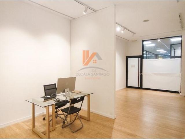 Local comercial en venta en Santiago de Compostela