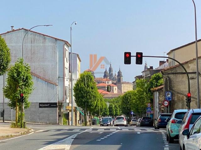 Local comercial en venta en Santiago de Compostela