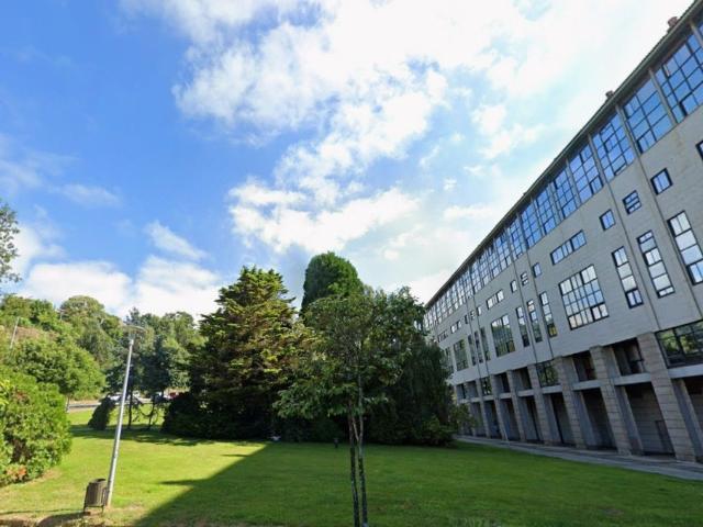 Local comercial en Venta en Santiago De Compostela La Coruña