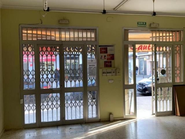 Local comercial en venta en Sevilla, Gran Plaza Marqués de Pickman Ramon y C