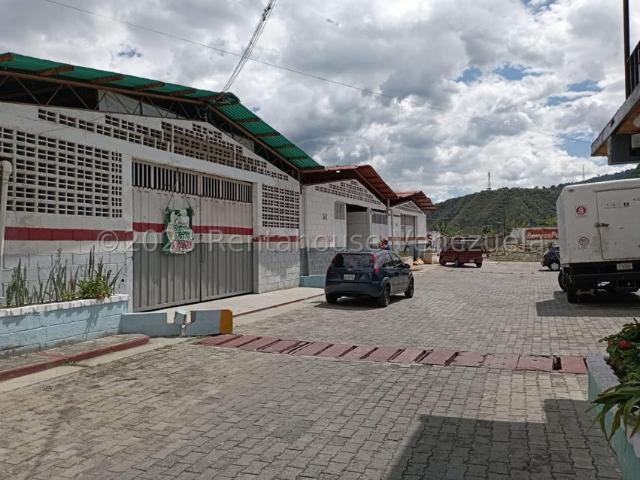 Local Comercial en Venta en Sector Montalban, Ejido