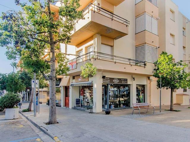Local comercial en venta en Sitges, de 153 m² por 585.000