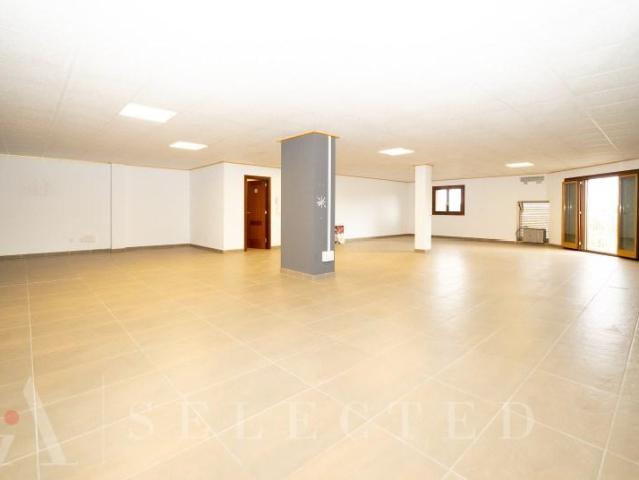 Local comercial en venta en Pobla