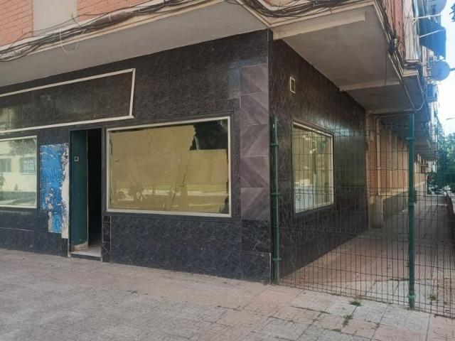 Local comercial en venta en Parla, Reyes