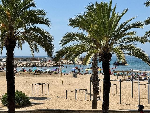 Local comercial en venta en paseo De Miramar, Salou, de 64 m² por 210.000