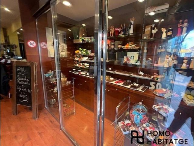 Local comercial en venta en paseo Del Comerç, Sabadell, de 158 m² por 164.000