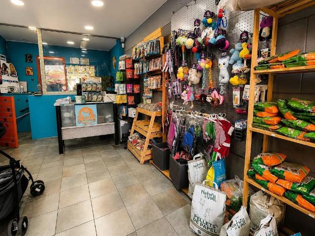 Local comercial en venta en paseo D'urrutia, Barcelona, de 28 m² 2 habitaciones por 70.000