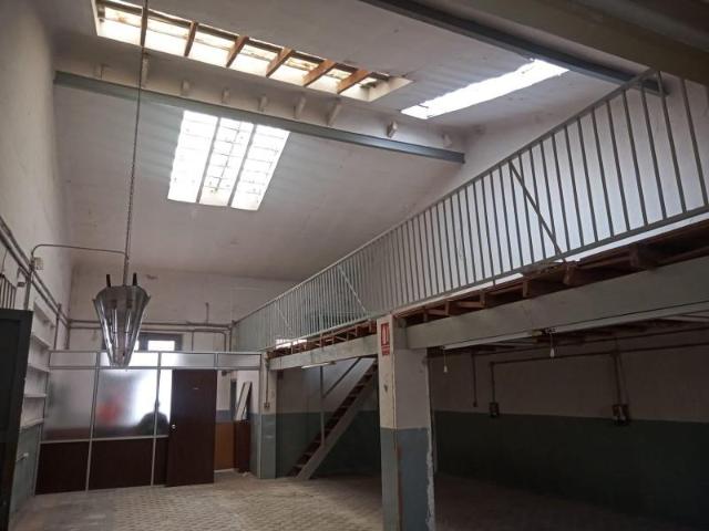 Local comercial en venta en Petrer, Correos