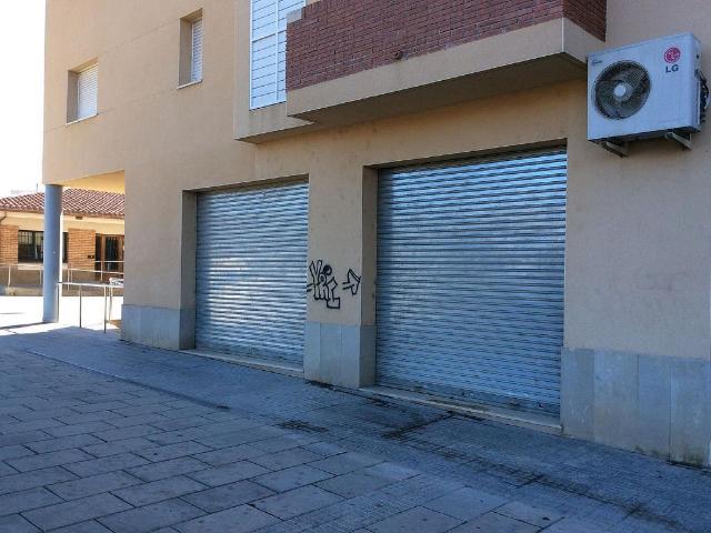 Local comercial en venta en Piera, de 75 m² 1 habitación por 99.000