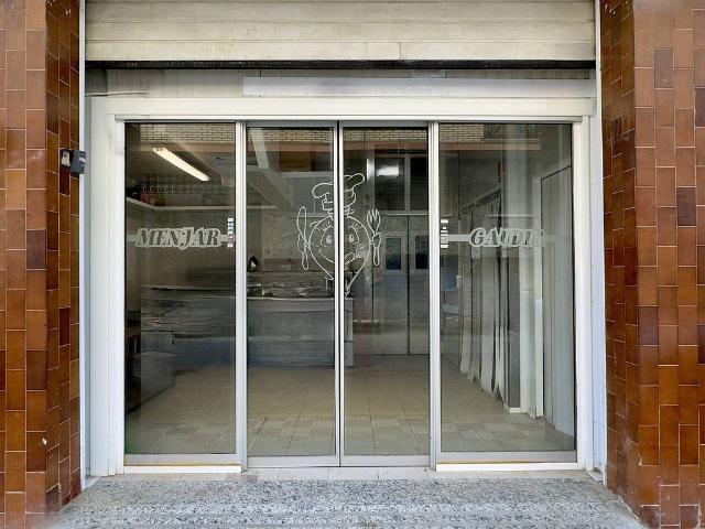 Local comercial en venta en Pineda de Mar, de 70 m² por 100.000