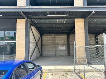 Local Comercial en Venta en Plaza Gran Paso de Cortés, San Pedro Cholula Esta en Planta Baja Loc 14